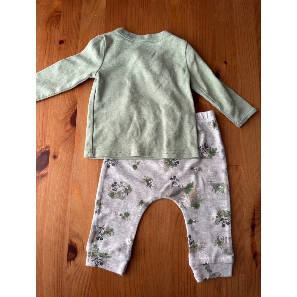 Disney‎ Baby Mickey Mouse 